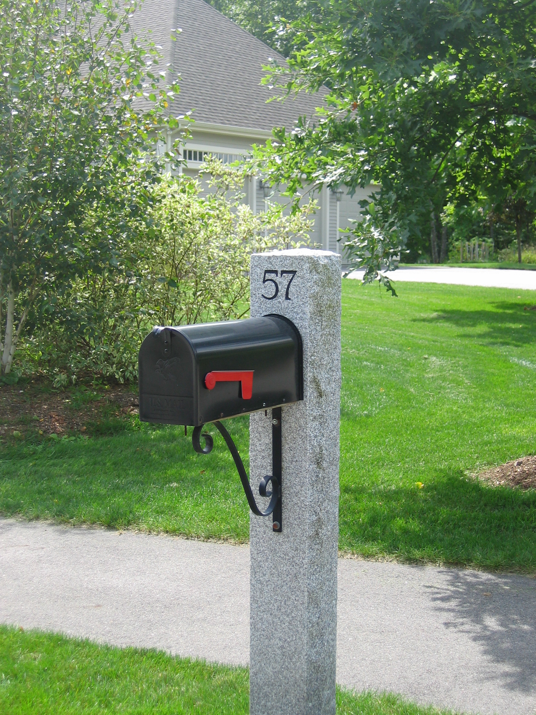 Woodbury Gray granite mailbox post